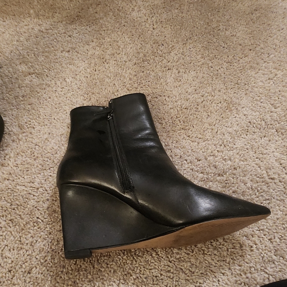 Sanctuary Black Ankle Wedge Booties - Picture 3 of 6